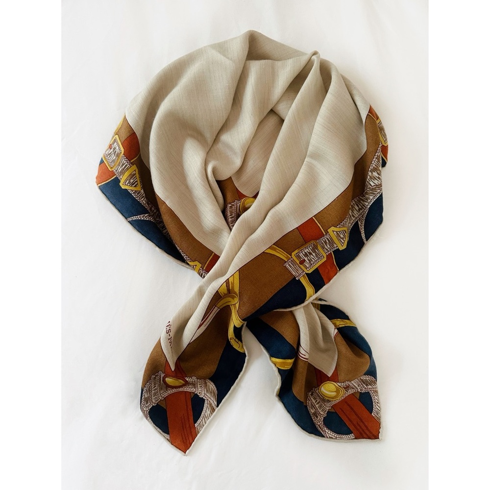 Authentic Hermes Encadre silk cashmere carre shawl scarf 35x35 classic timeless
